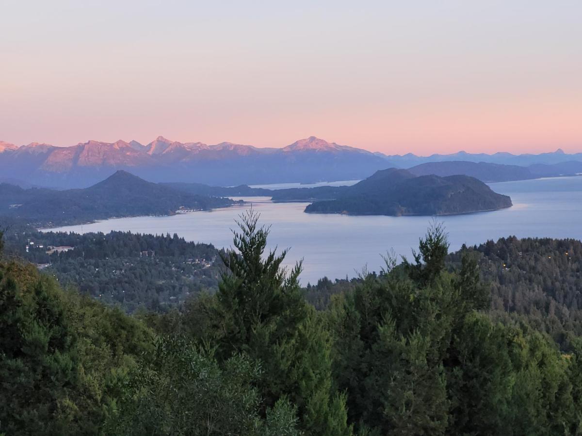 Chalet Con Increible Vista Al Nahuel Huapi San Carlos de Bariloche